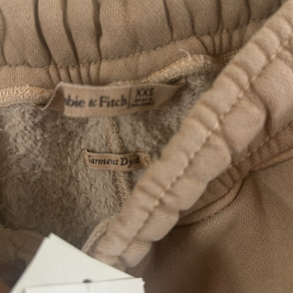 NWT SOLD OUT ESPRESSO TAUPE ☕️ ESSENTIALS SWEATPANTS SIZE XXS - Picture 5 of 6